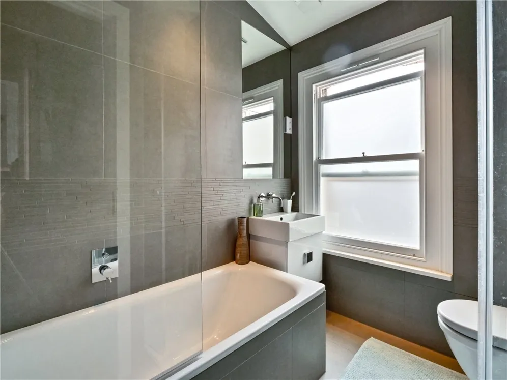Iverson Road London NW6 photo 7