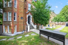 Nightingale Lane, London