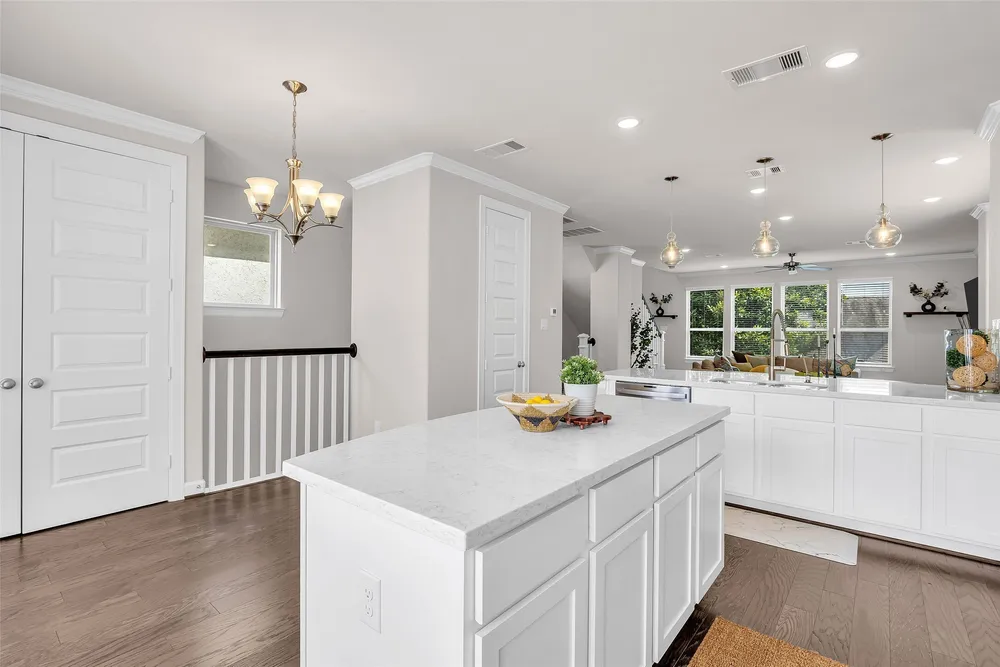 10607 CENTRE FOREST DRIVE, Houston, TX 77043