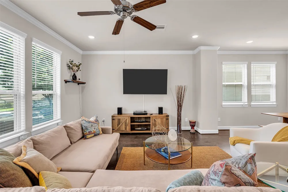 10607 CENTRE FOREST DRIVE, Houston, TX 77043