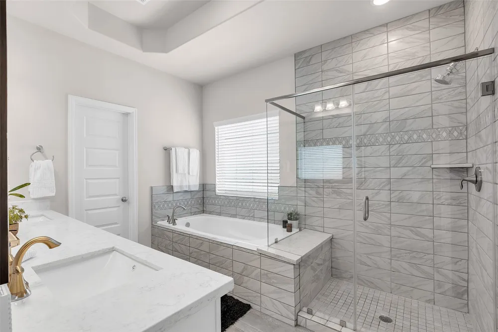 10607 CENTRE FOREST DRIVE, Houston, TX 77043