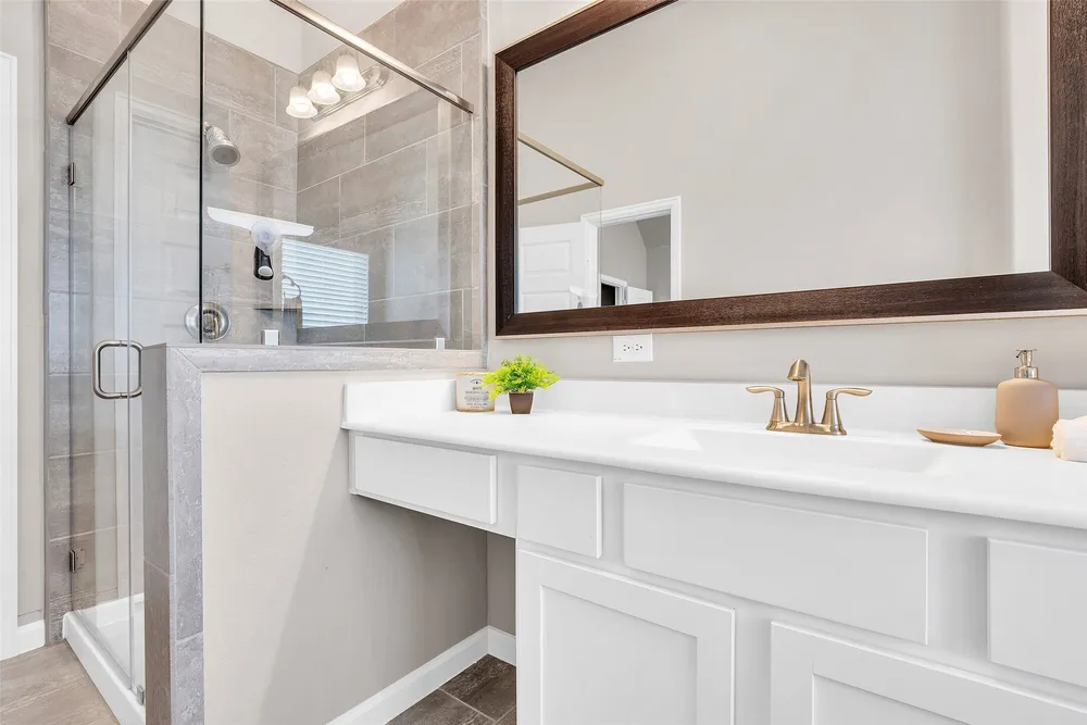 10607 CENTRE FOREST DRIVE, Houston, TX 77043