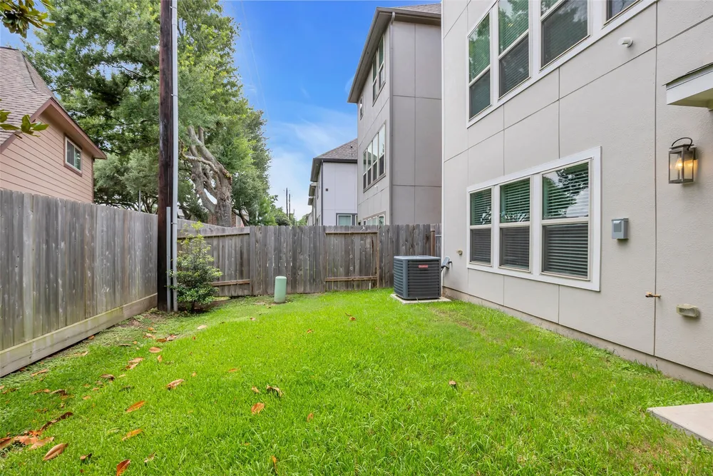 10607 CENTRE FOREST DRIVE, Houston, TX 77043
