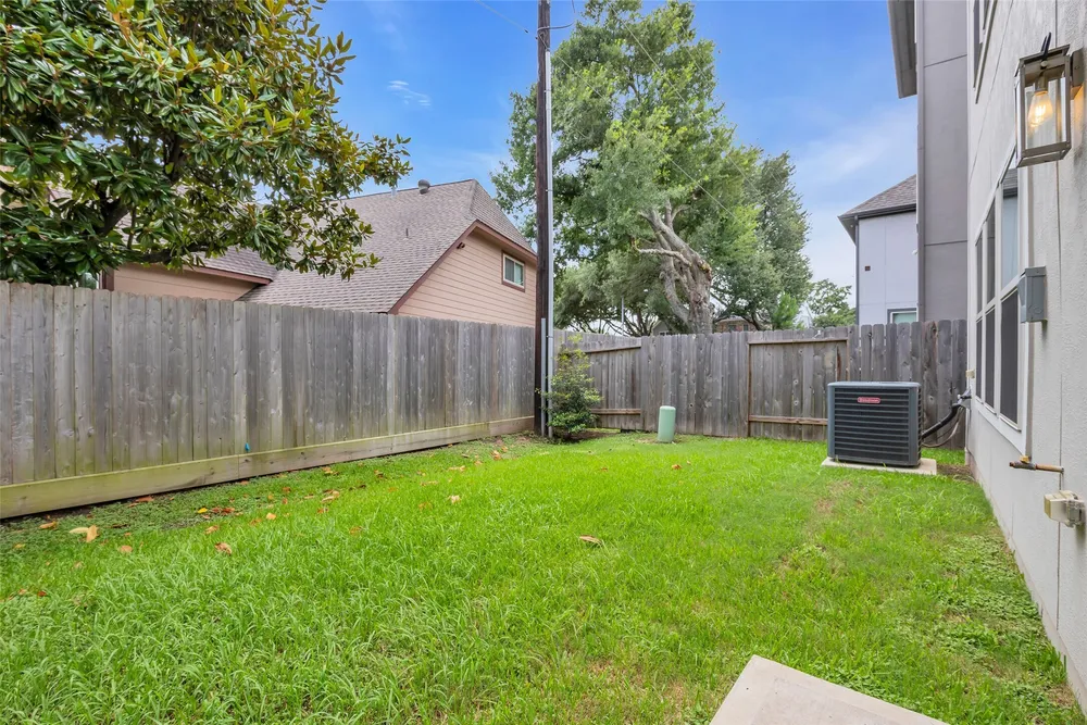 10607 CENTRE FOREST DRIVE, Houston, TX 77043