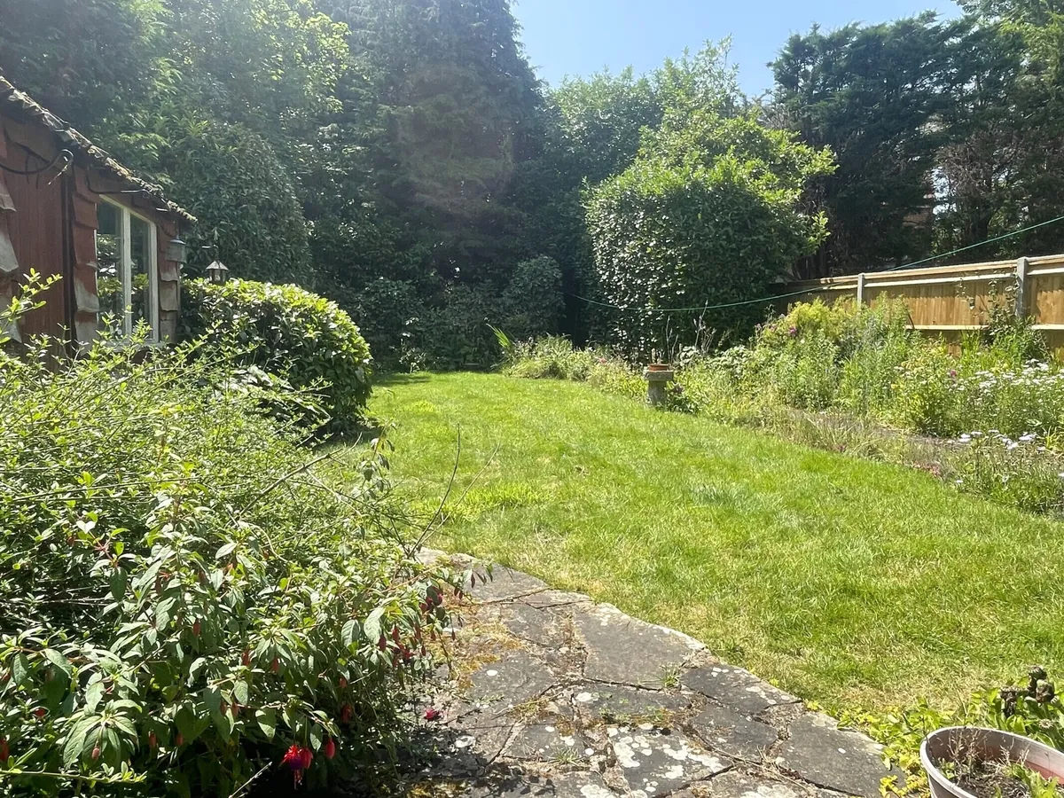 Ringley Avenue, Horley, Surrey, RH6