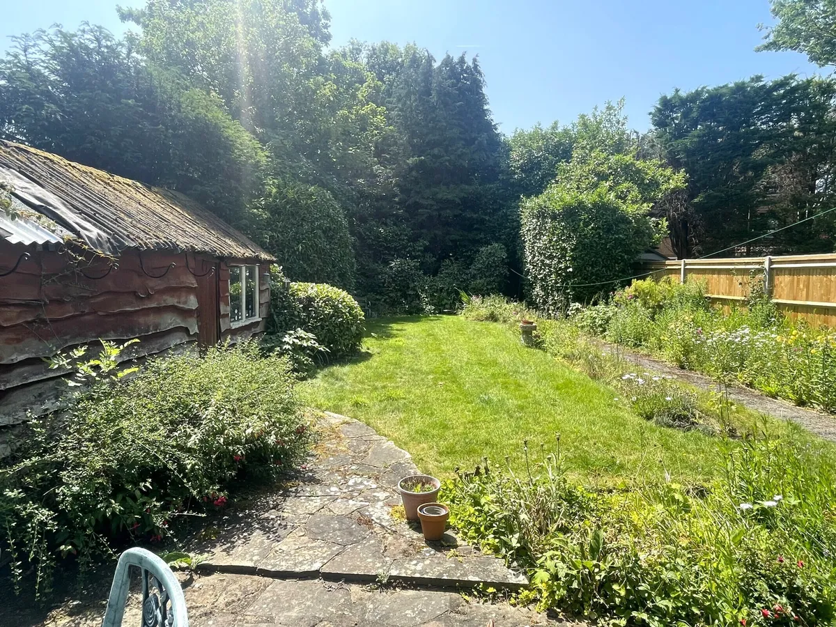 Ringley Avenue, Horley, Surrey, RH6