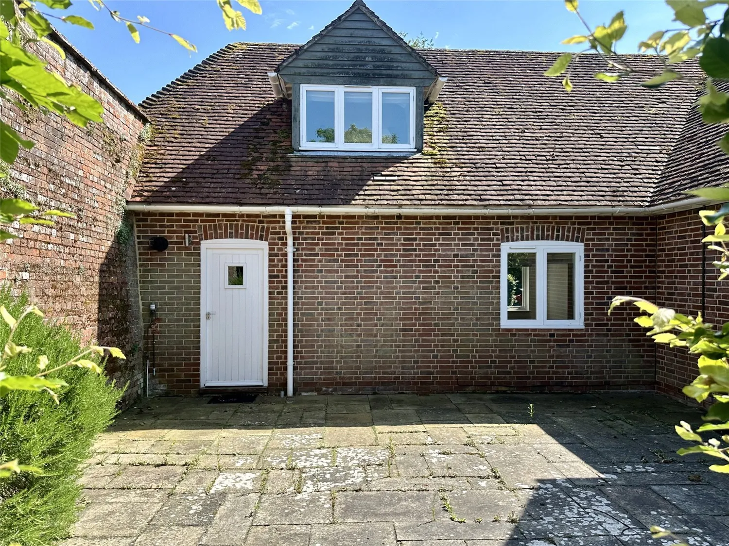 Downs Road, West Stoke, PO18 photo 9