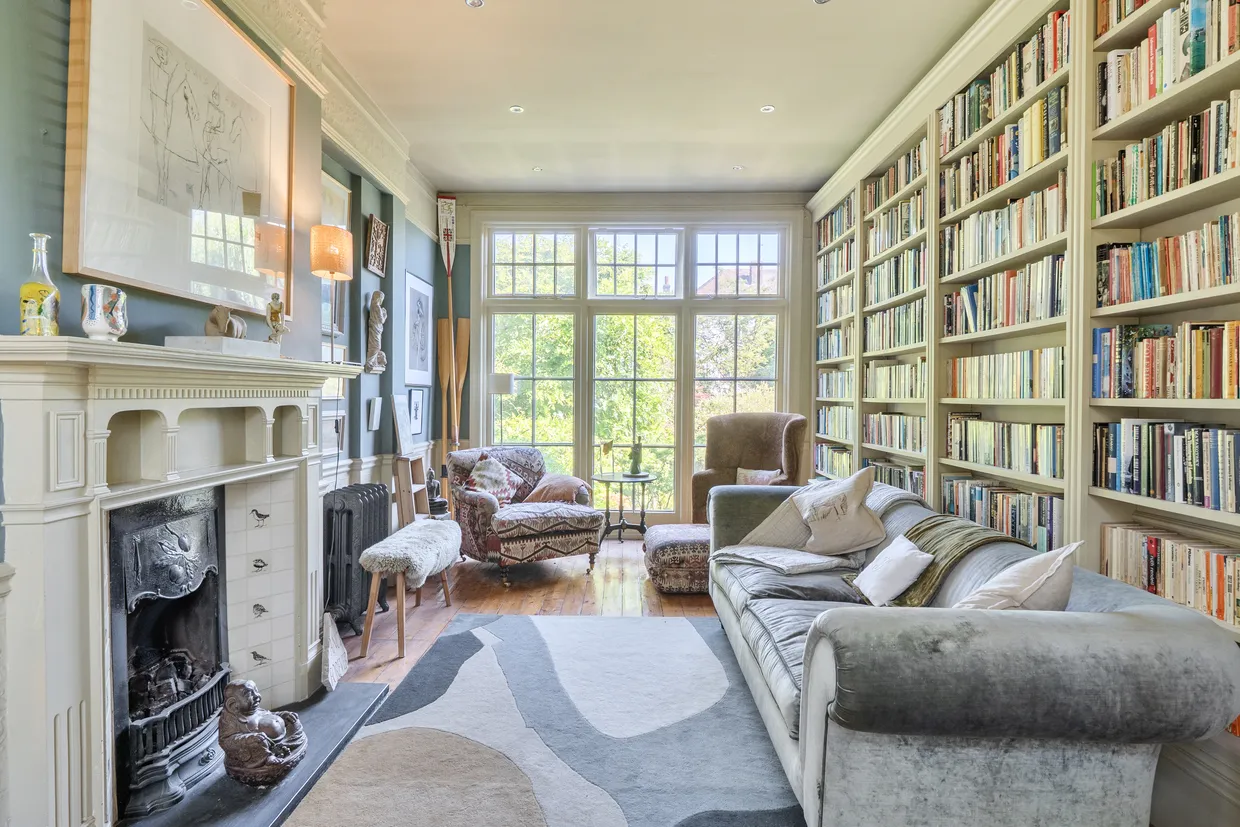Woodland Rise, London, N10 photo 11