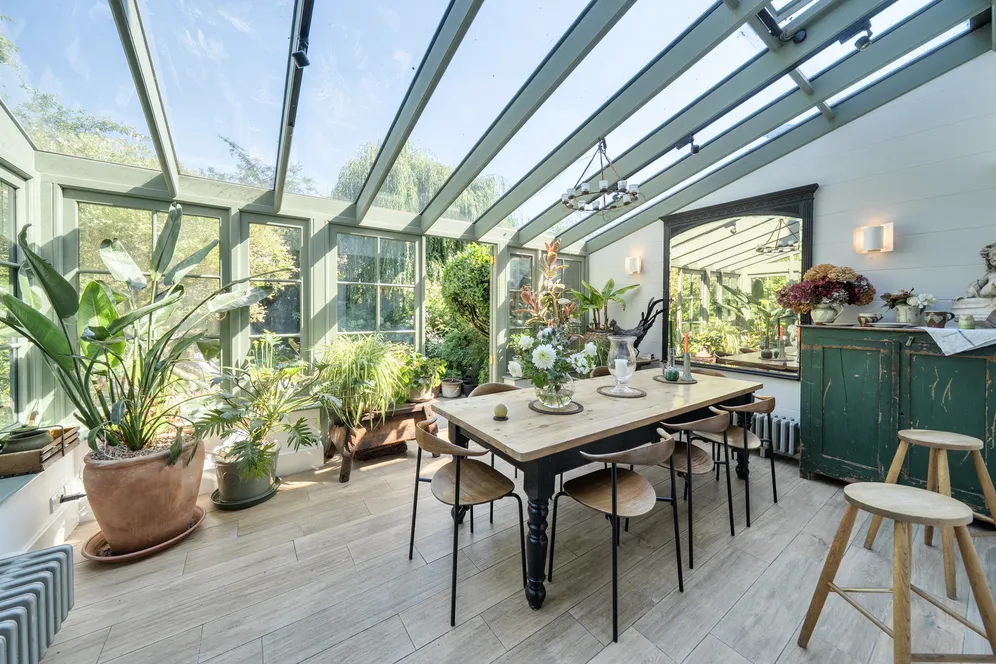Woodland Rise, London, N10 photo 17