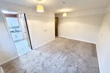 Celia Close, WATERLOOVILLE