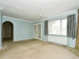 Keevil Avenue, Calne thumb 3