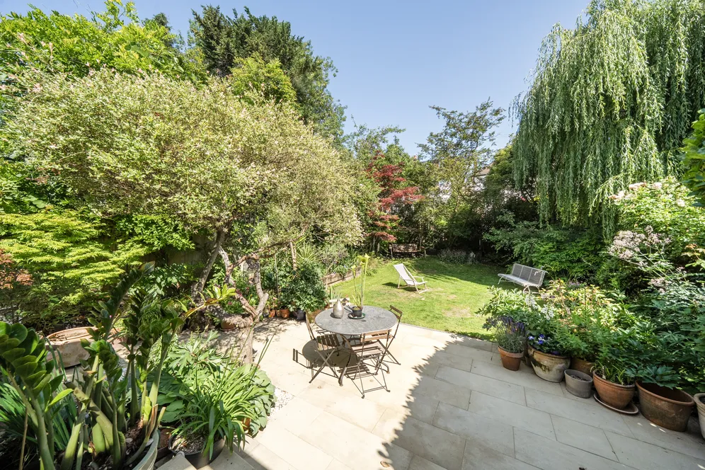 Woodland Rise, London, N10 photo 30