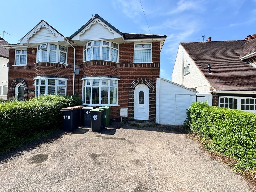 The Longshoot, Nuneaton Image 1