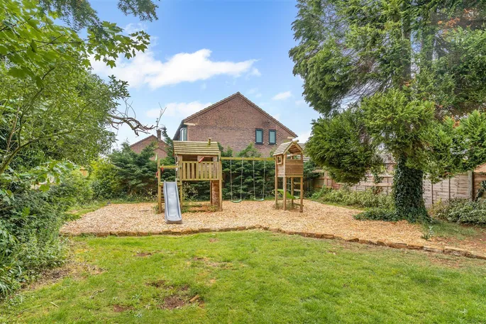 Property carousel image 20