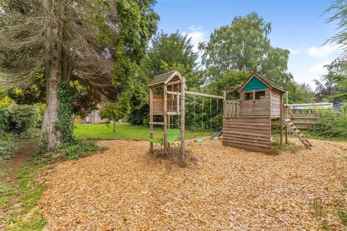 Property carousel image 21