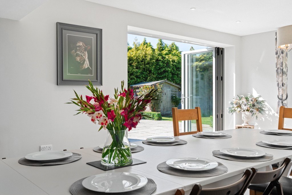 Southern Avenue, West Moors, Ferndown, Dorset, BH22 Image 6