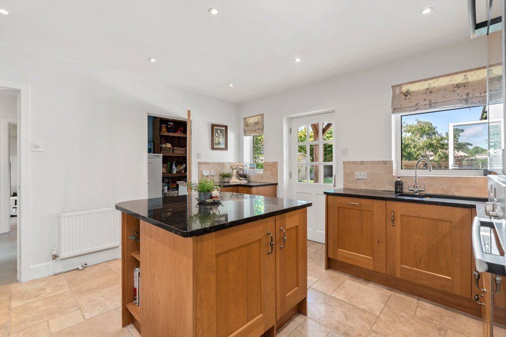 Southern Avenue, West Moors, Ferndown, Dorset, BH22 Image 12