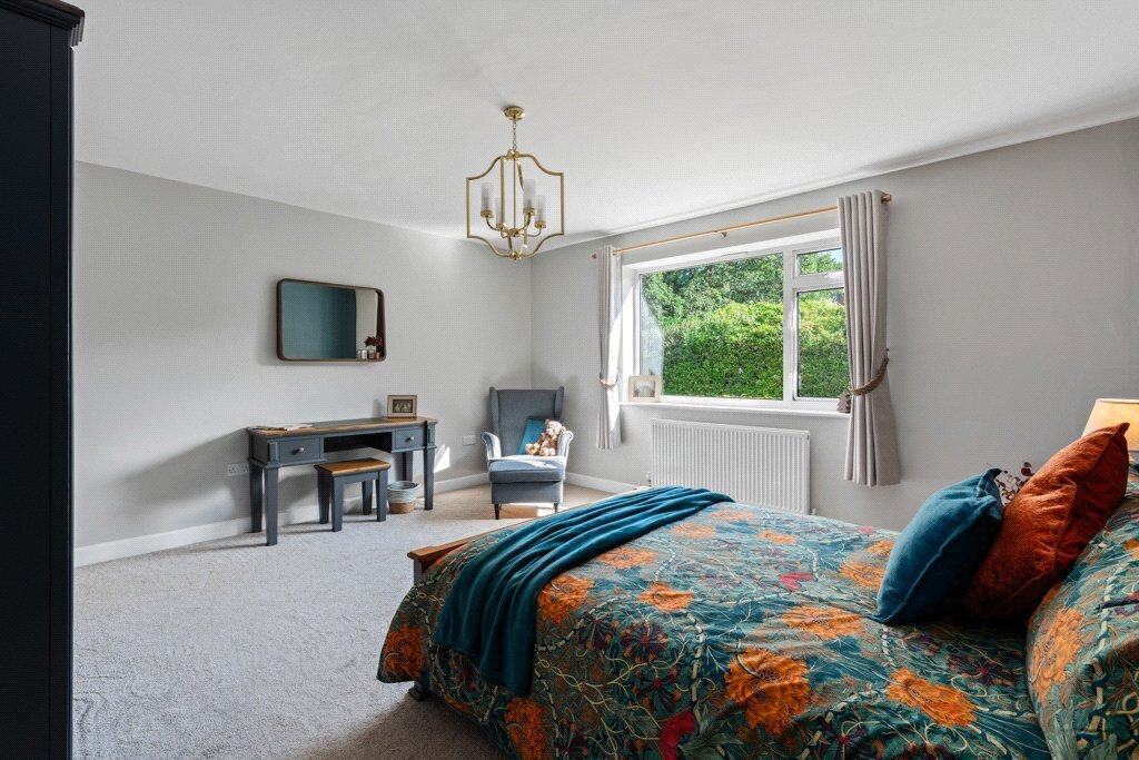 Southern Avenue, West Moors, Ferndown, Dorset, BH22 Image 17