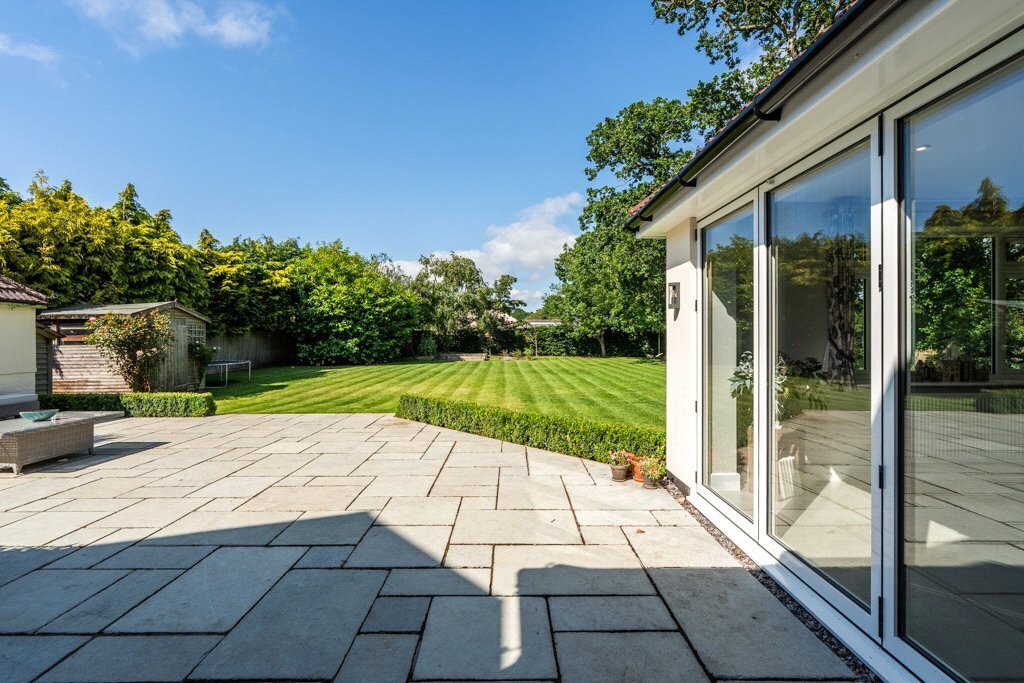 Southern Avenue, West Moors, Ferndown, Dorset, BH22 Image 34