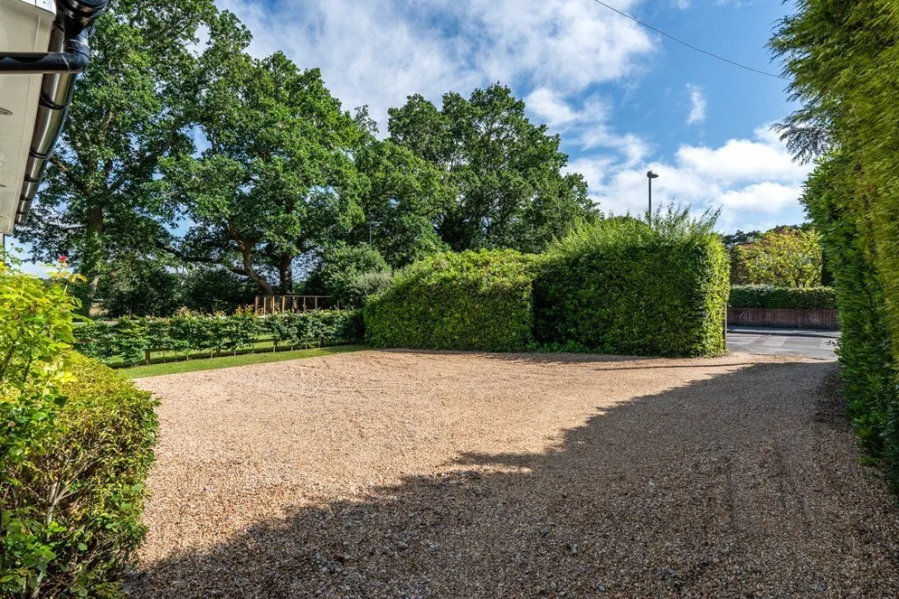 Property carousel item 41