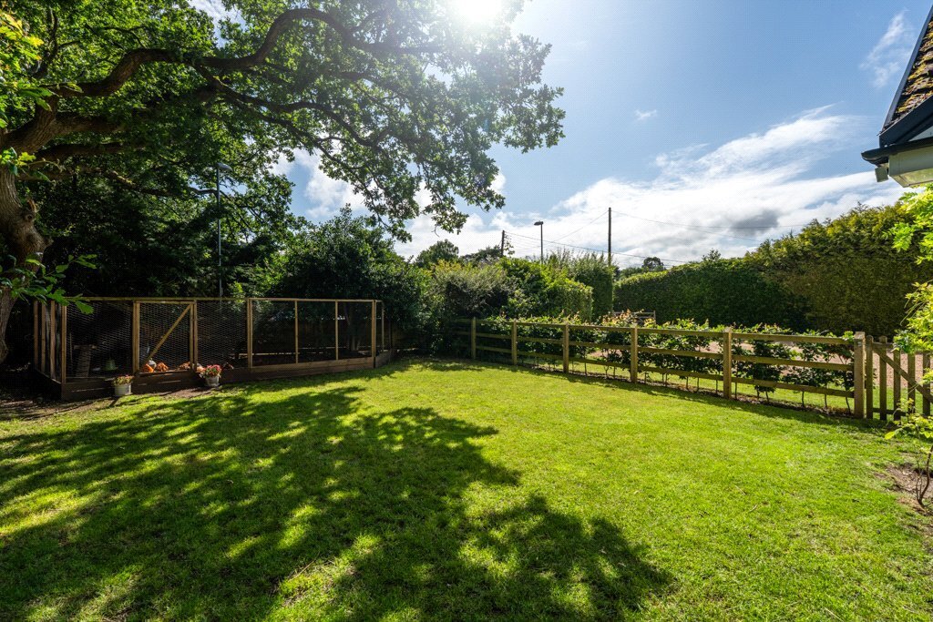 Southern Avenue, West Moors, Ferndown, Dorset, BH22 Image 42