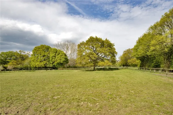 Mundy Bois Road, Egerton, TN27 photo 13