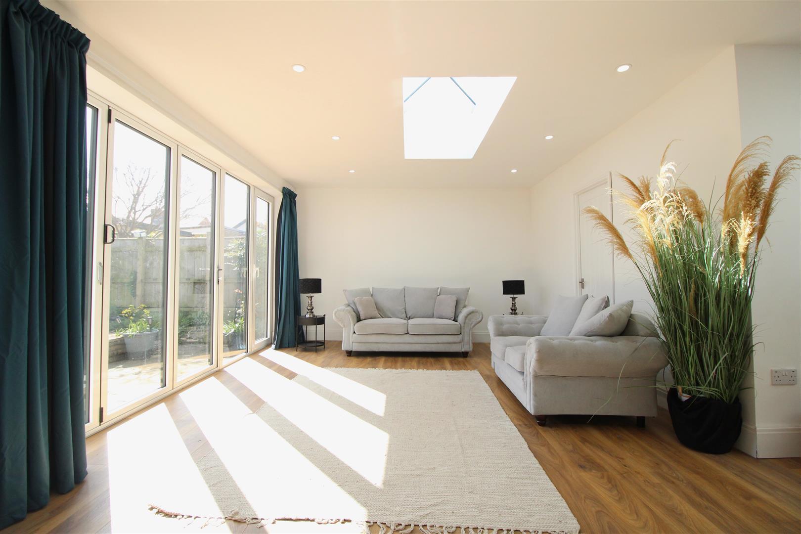 Fairfield Drive, Whitley Bay Image 15