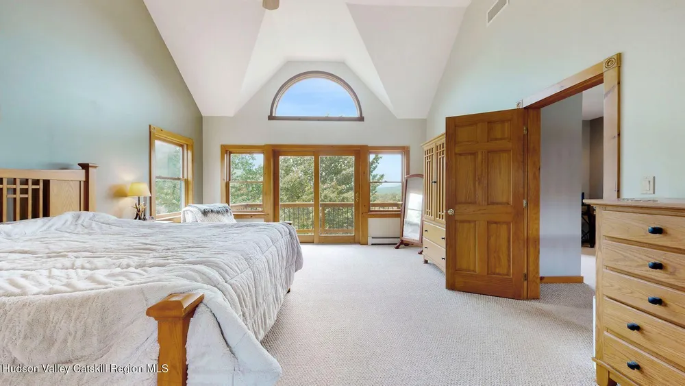 33 Elm Ridge Rd, Windham, NY 12439