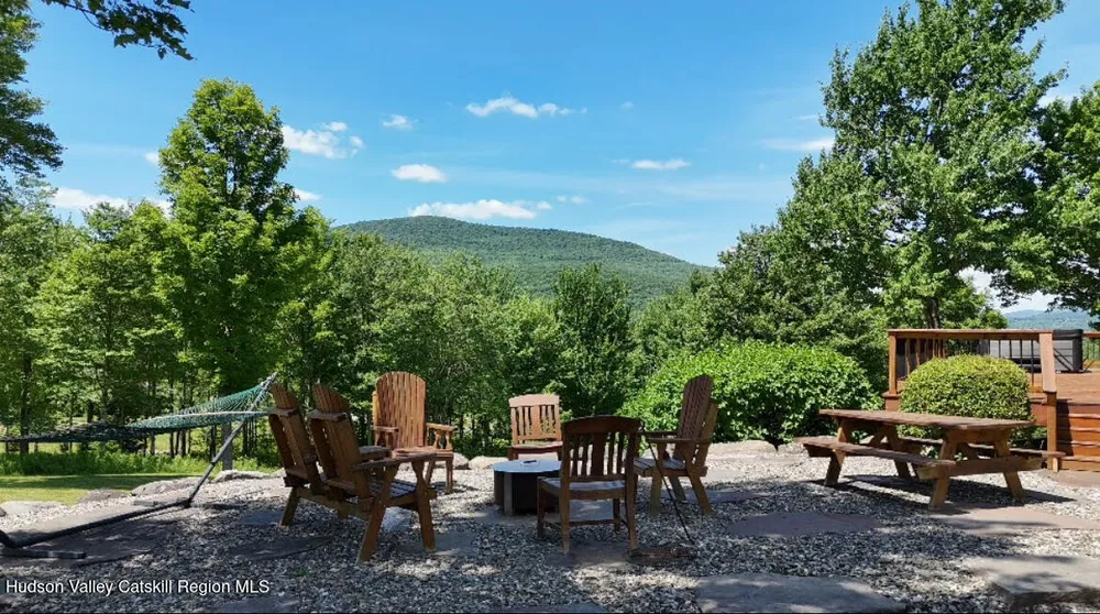33 Elm Ridge Rd, Windham, NY 12439