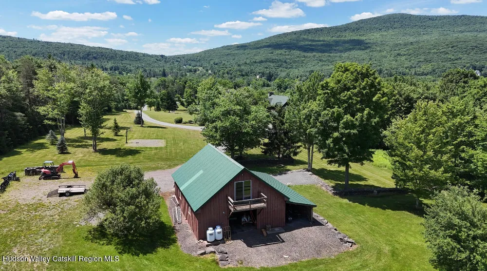 33 Elm Ridge Rd, Windham, NY 12439