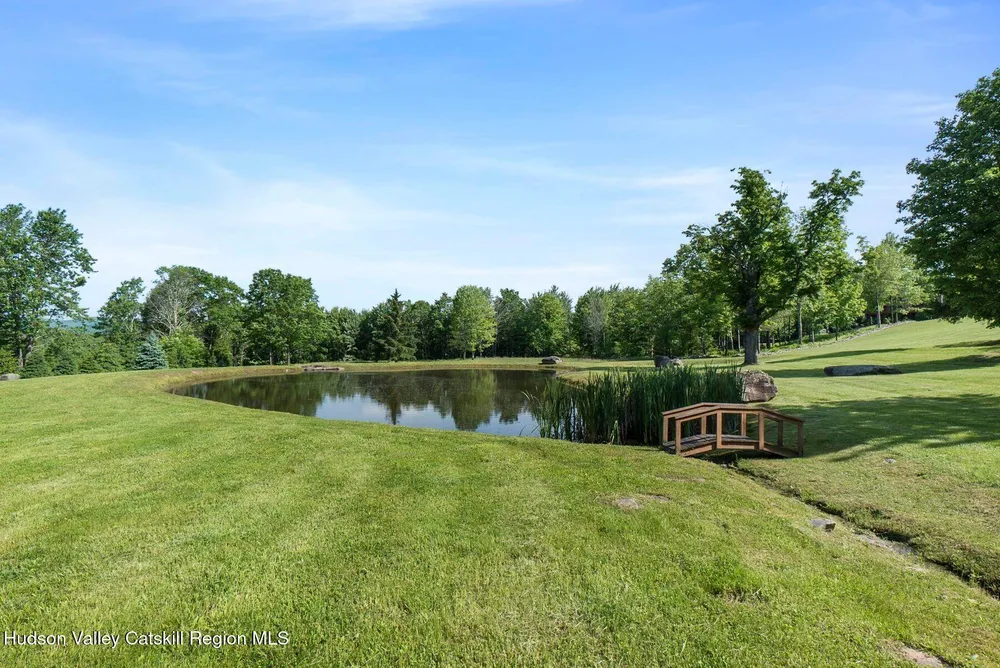 33 Elm Ridge Rd, Windham, NY 12439