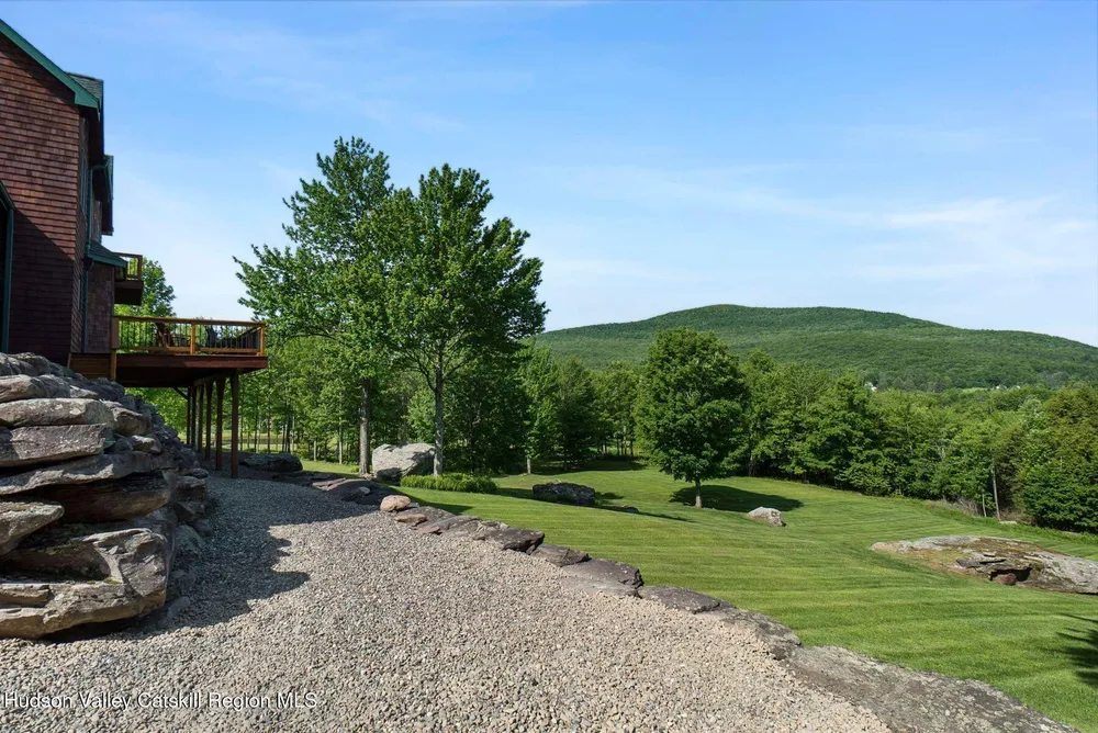33 Elm Ridge Rd, Windham, NY 12439