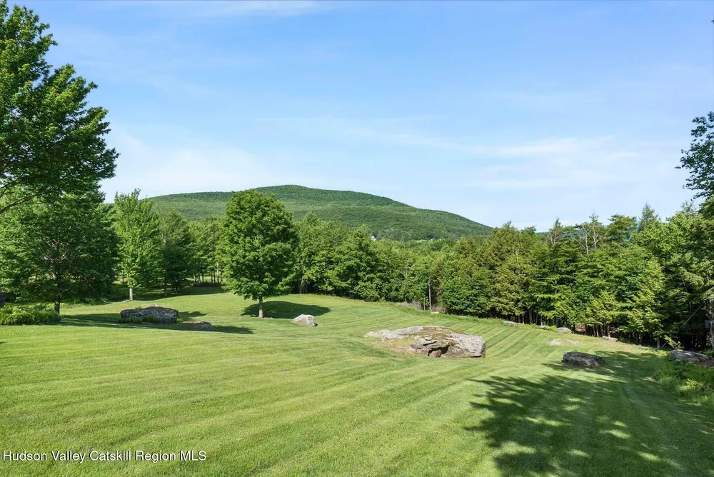 33 Elm Ridge Rd, Windham, NY 12439