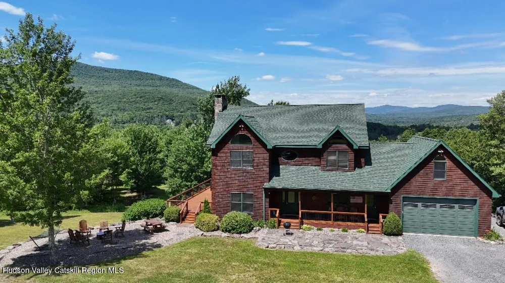 33 Elm Ridge Rd, Windham, NY 12439