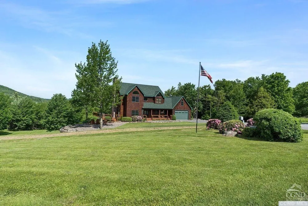 33 Elm Ridge Rd, Windham, NY 12439