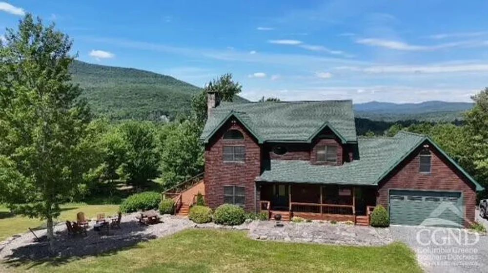 33 Elm Ridge Rd, Windham, NY 12439