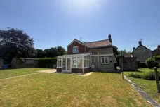 Blackland Crossroads, Blackland, Calne