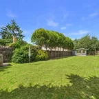 2 Crossleaze Road, Hanham, Bristol