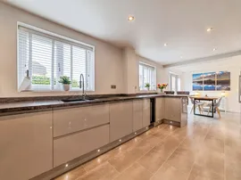 Hauser Close, Quarrington, Sleaford thumb 3
