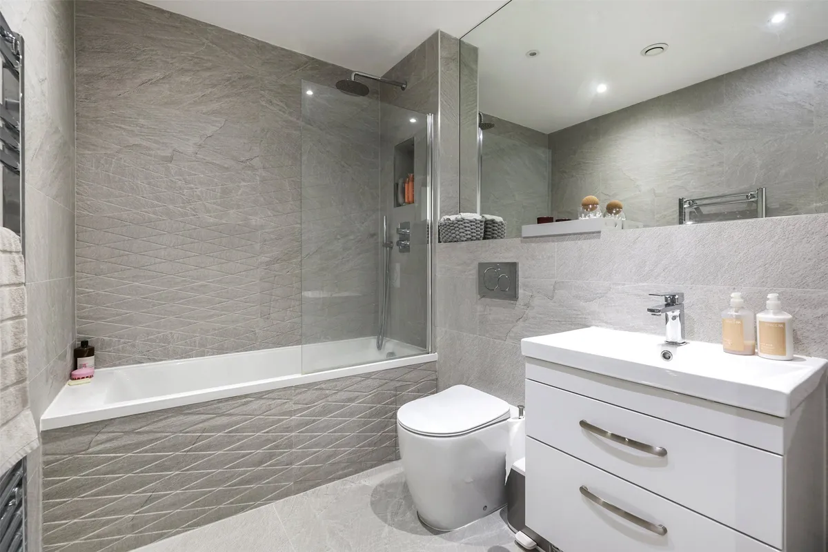 Victoria Road, Horley, Surrey, RH6