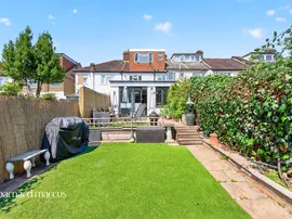 Rosehill Avenue, Sutton thumb 3