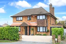 Joiners Lane, Gerrards Cross, SL9 photo 1