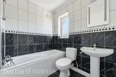 Twickenham Road, Hanworth, FELTHAM