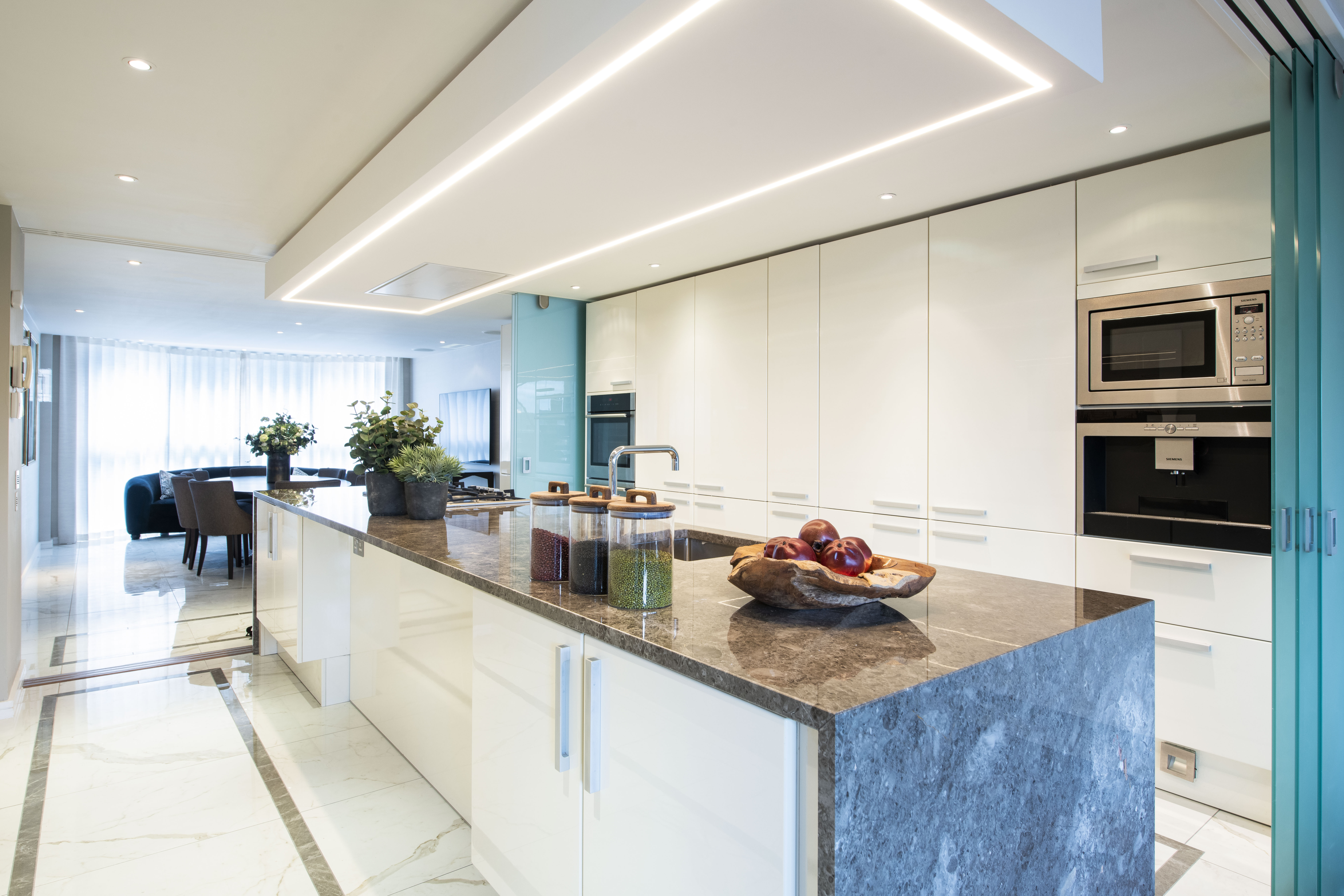 Exceptional Three-Bedroom Duplex Penthouse with Private Roof Garden Image 5