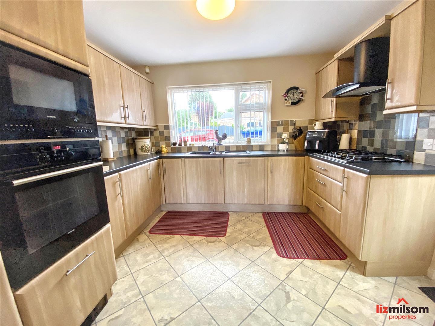 Brookside, Burton-On-Trent DE15 Image 5