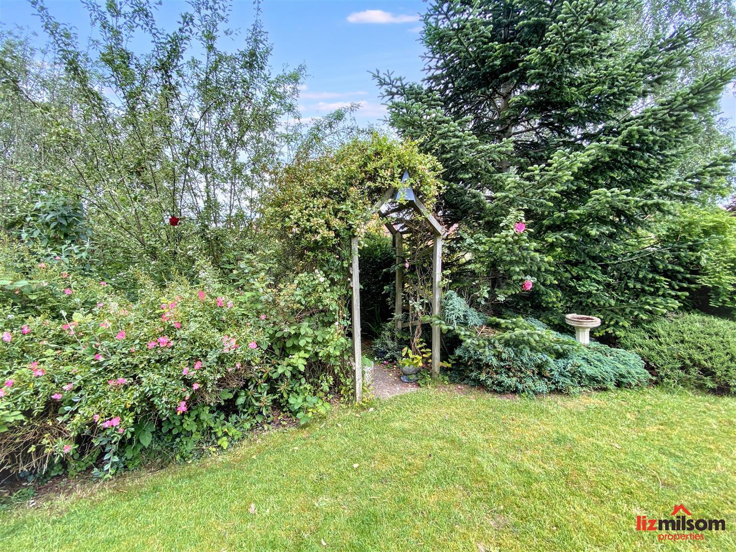 Brookside, Burton-On-Trent DE15 Image 15