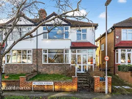 Royston Avenue, Wallington photo