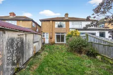 Royston Avenue, Wallington