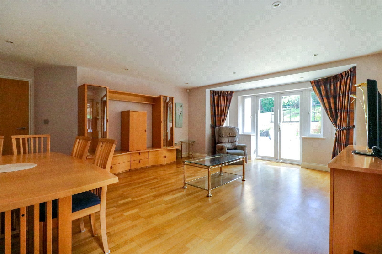 Slades Hill, Enfield, Middlesex, EN2 Image 5
