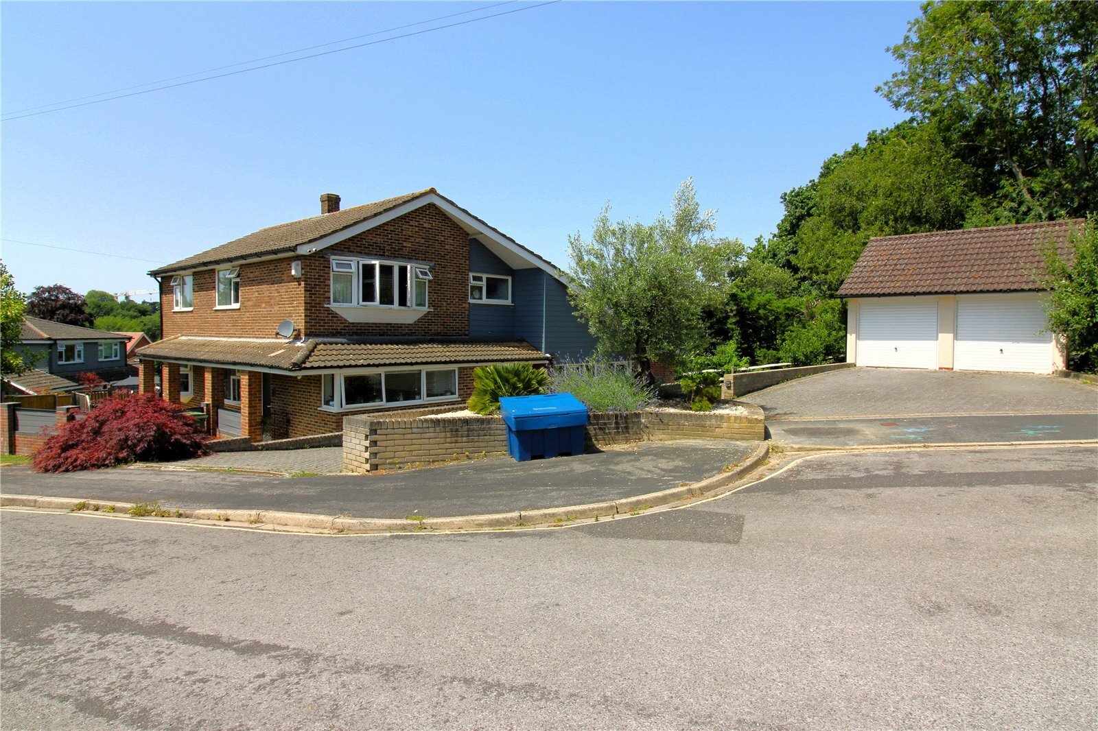 East Hill Close, Fareham, Hampshire, PO16 Image 1